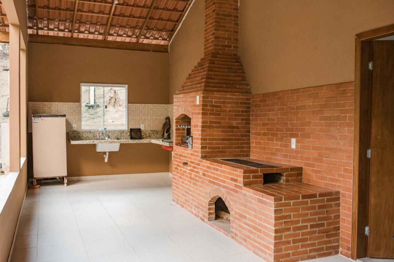 Casa De Campo Banheira, Lareira E Cachoeira Pedra Azul  Bagian luar foto